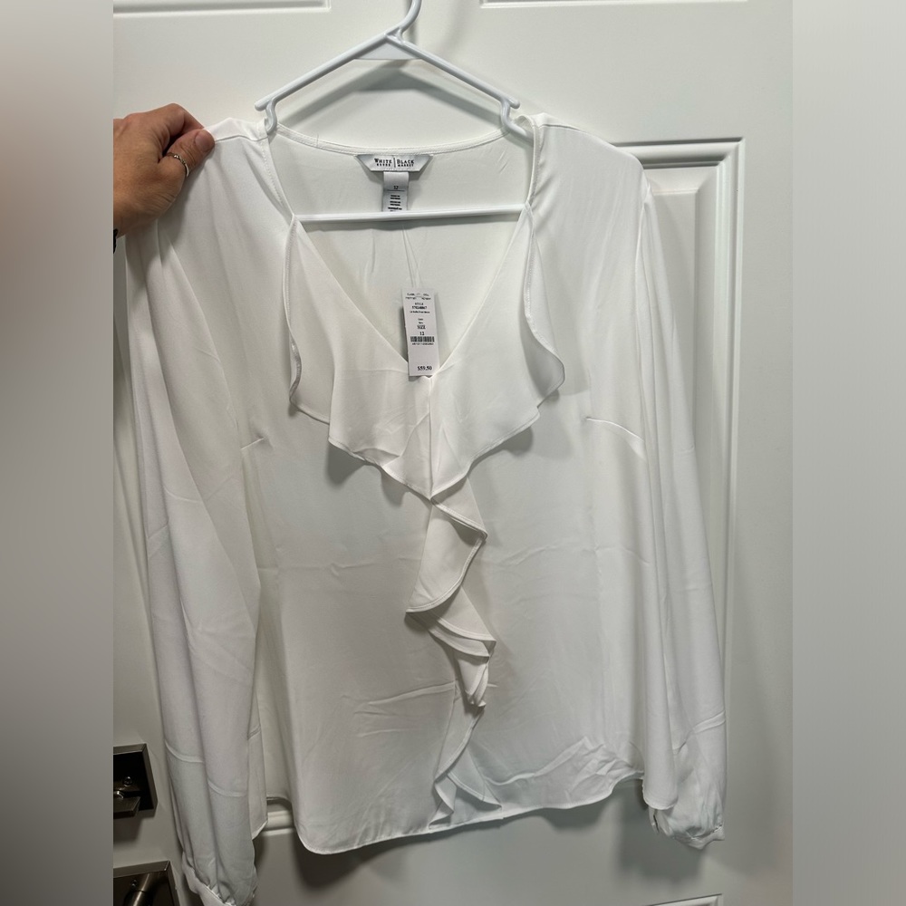White House Black Market Blouse Brand New! Ruffle down front, V-neck size 12